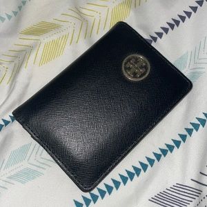 SALE!! Tory Burch fold wallet